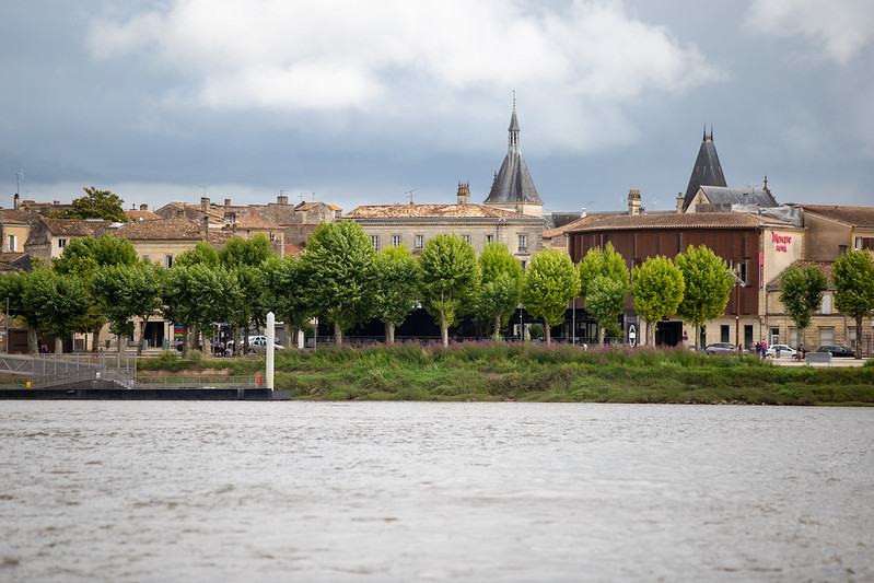 Balade à roulettes : Les quais de Libourne