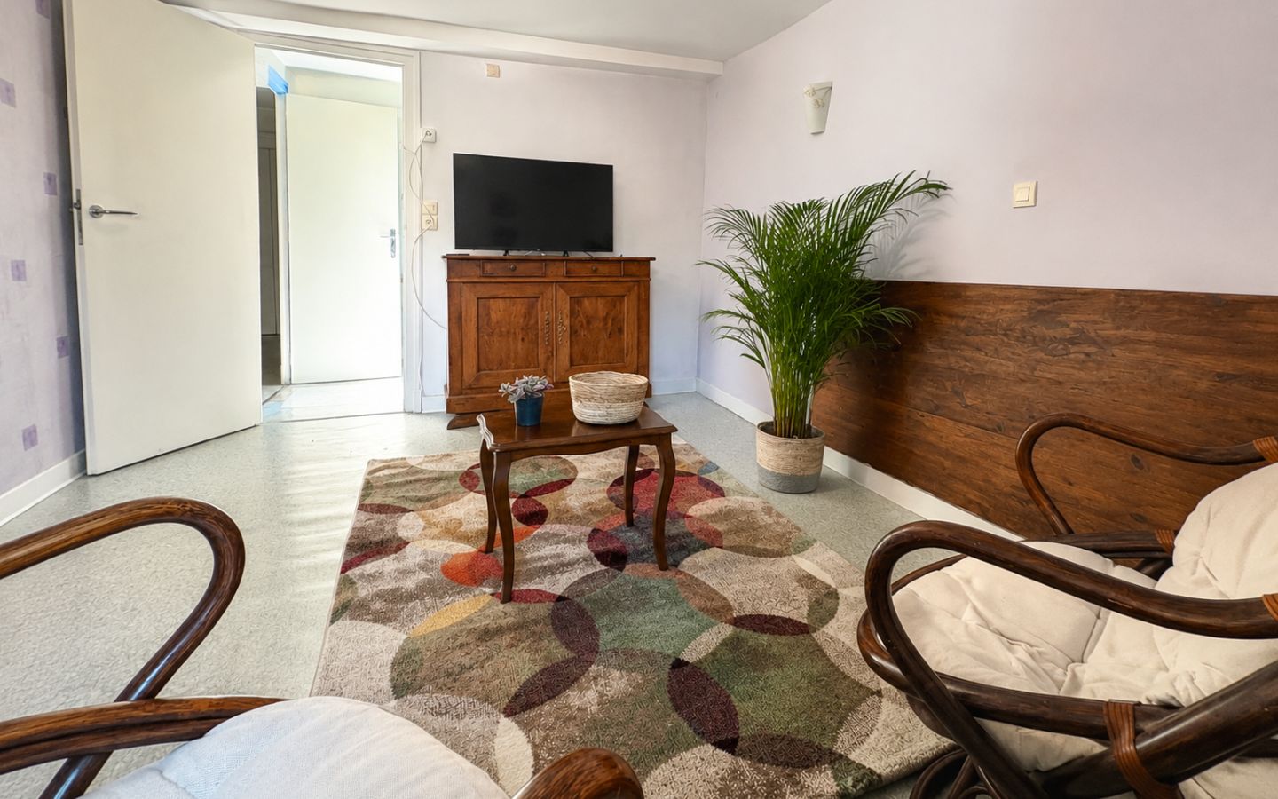 Location 90 Etchegoin Senderain — photo 2