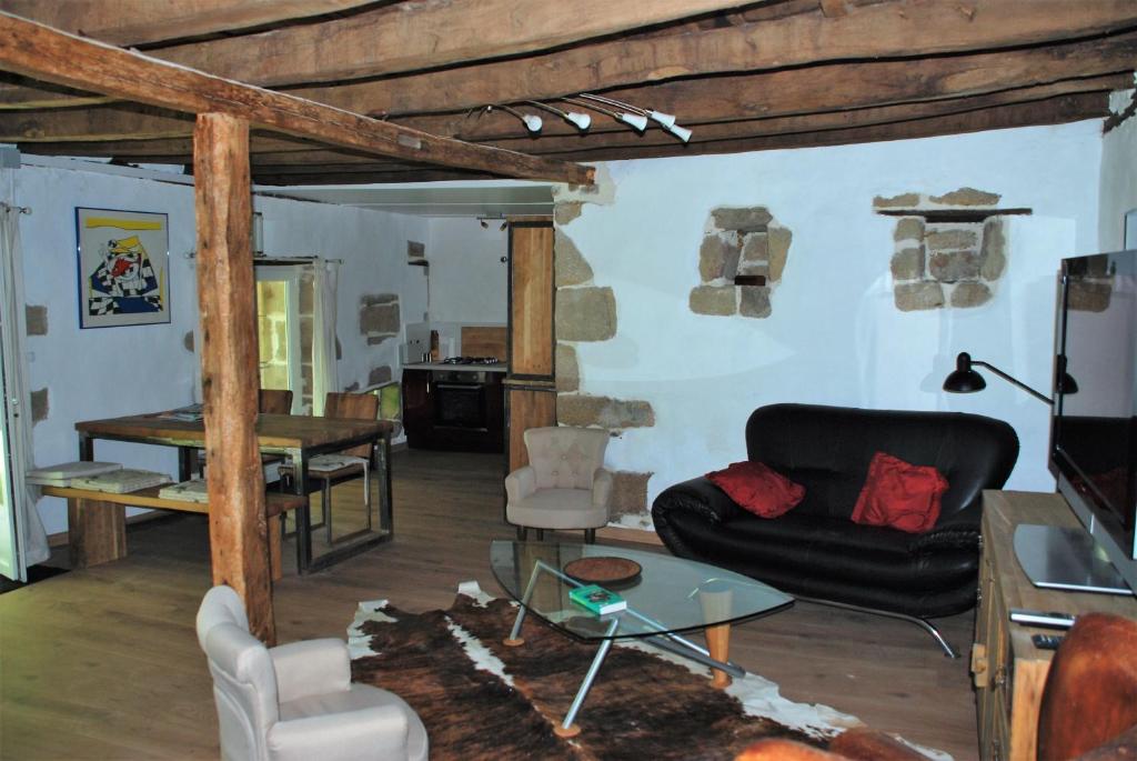 Château Le Bois - La Maison des Serviteurs, Saint-Julien-aux-Bois - photo 3