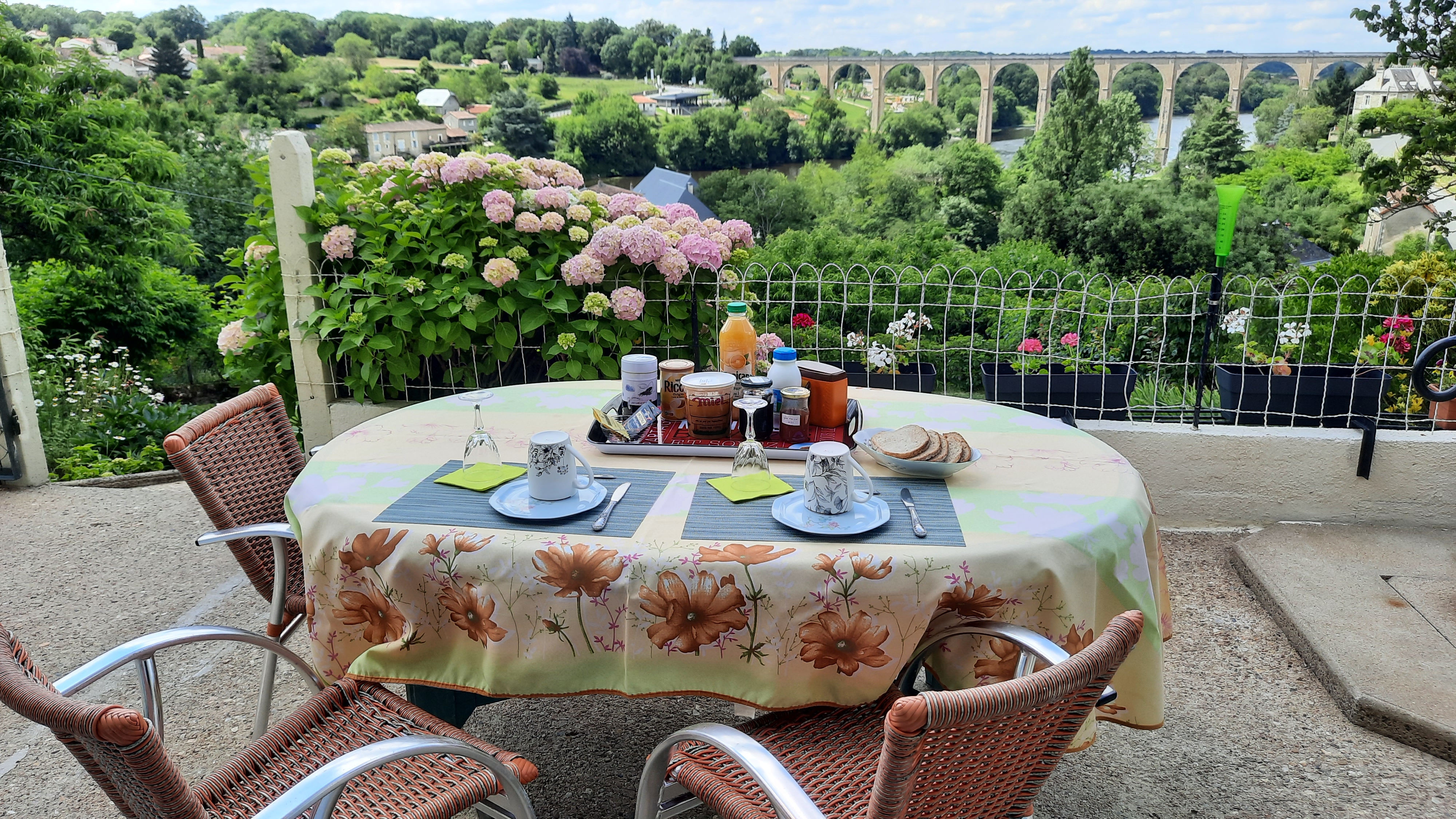 Chez Jeff et Nadine, L'Isle-Jourdain - photo 2