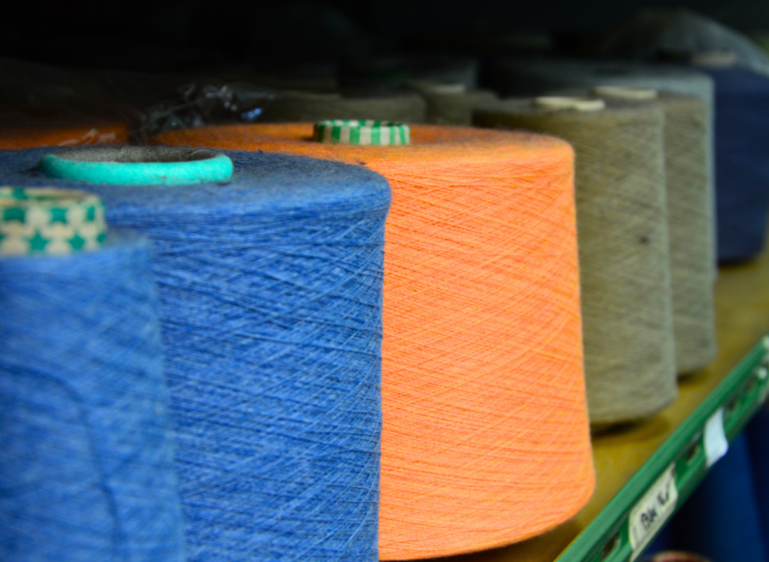 Maison Broussaud - Fabricant de chaussettes, Les Cars - photo 2