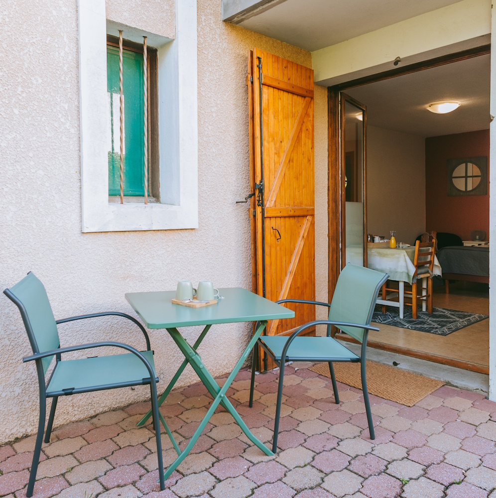 Studios-hôtel Les Acacias