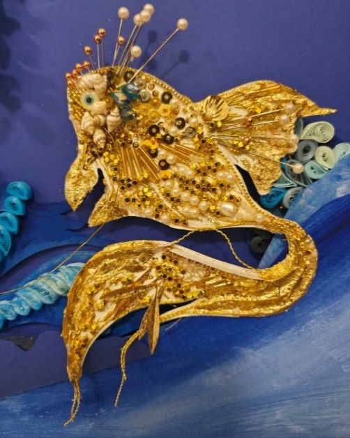 Atelier broderies au fil d'or avec Carine Borderie à la Maison du Père Castor