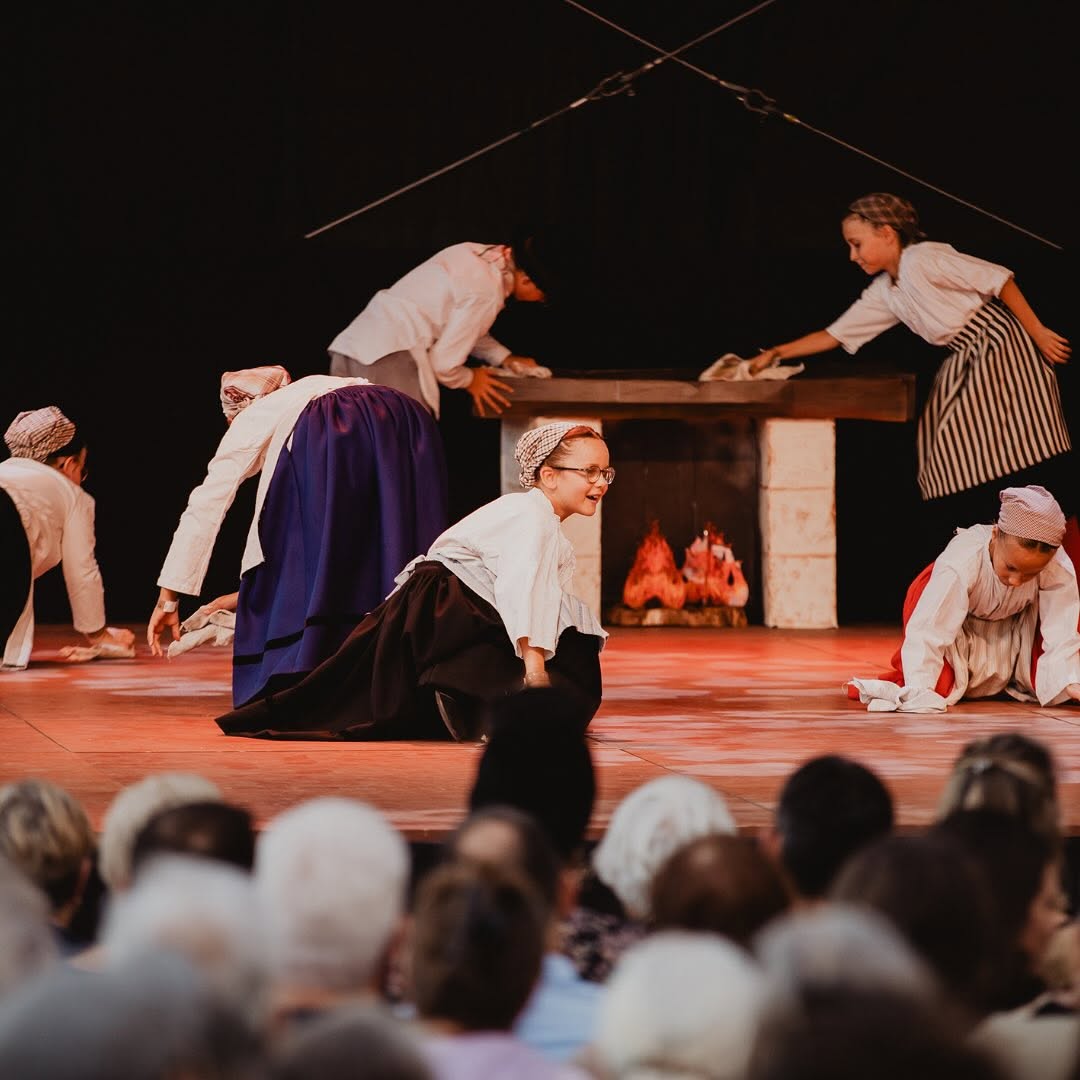 Festival des enfants du monde : Gala de Clôture, Saint-Maixent-l'École