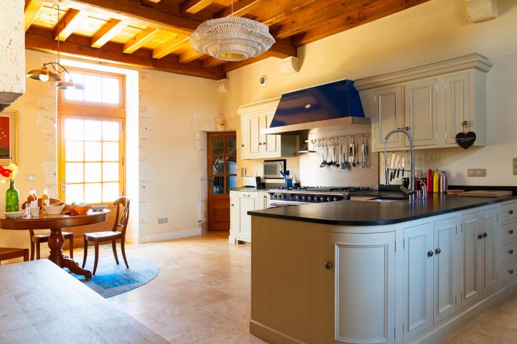 Château La Roberterie, Juillac - photo 11