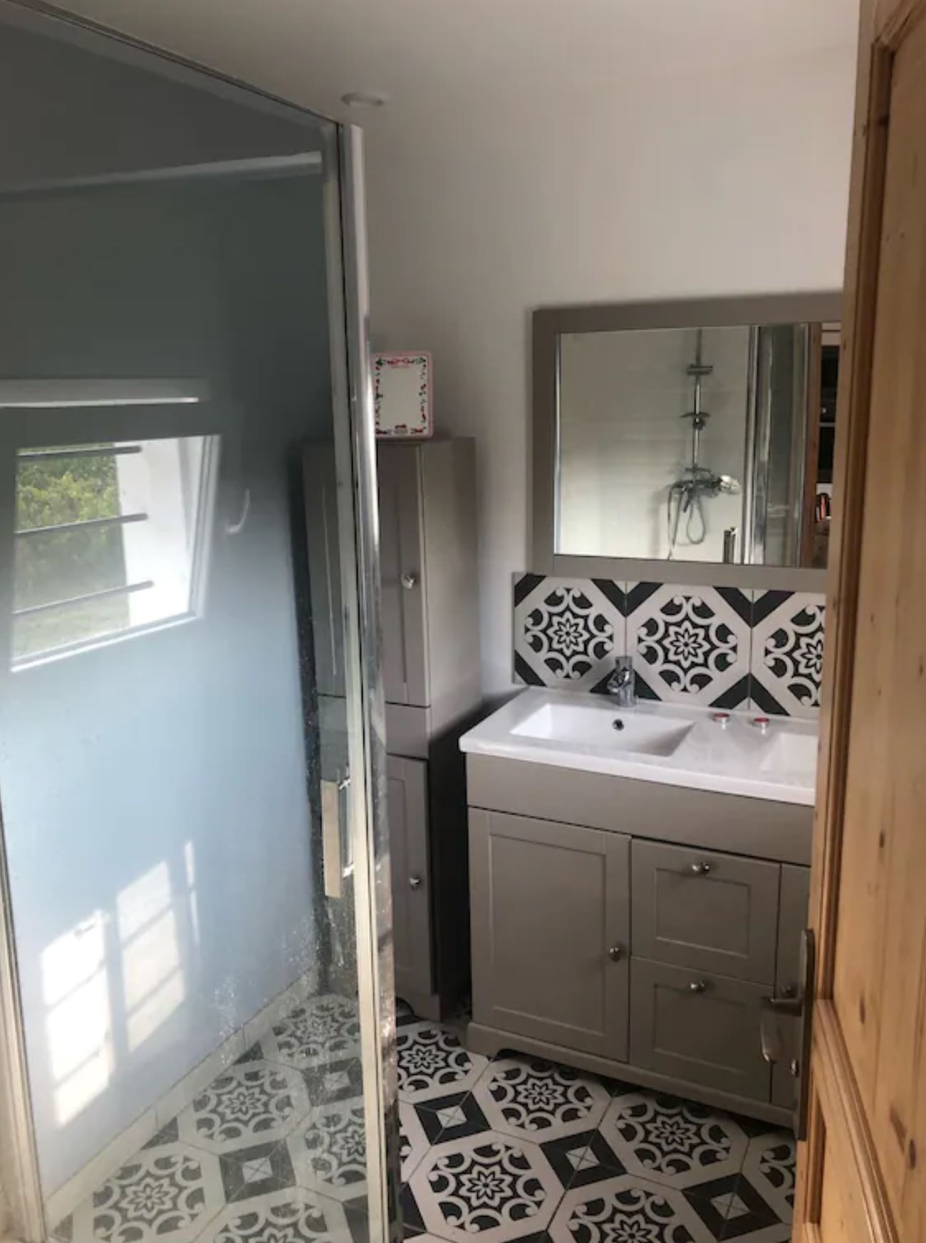 La maison bleue cousinade, Le Leuy - photo 3