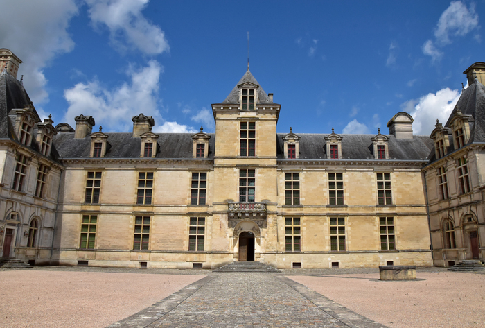 Iconiques à vélo : le château ducal de Cadillac-sur-Garonne