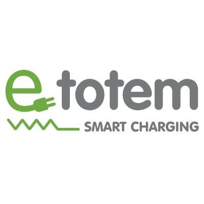 Borne de recharge E-Totem - La Crèche
