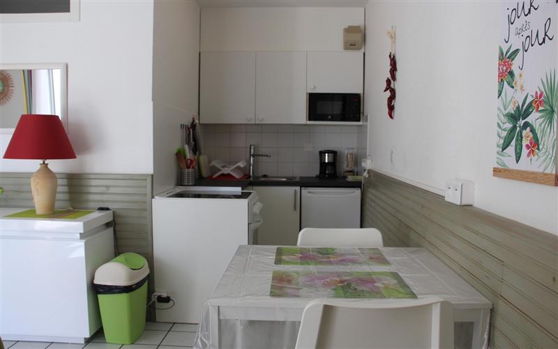 Cam 184 - Location Plein sud N° 2 - Mr et Mme Roy