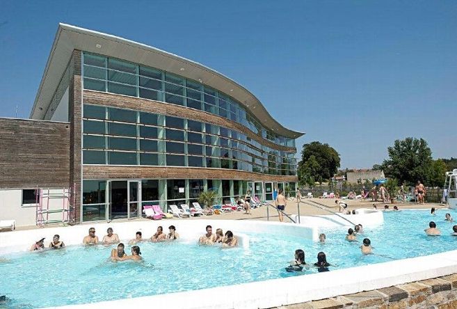 Villa Sport-Complexe aqua-récréatif, bien-être et sportif, Saint-Yrieix-la-Perche