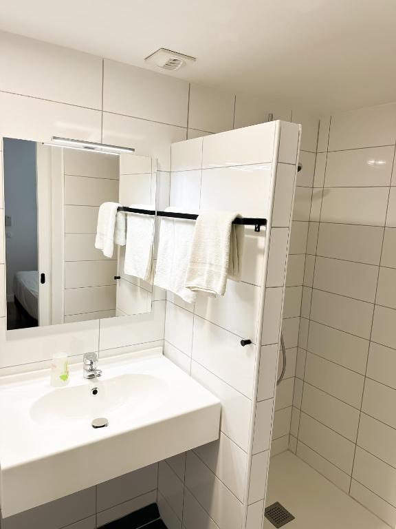 Sure Hotel by BestWestern, Saint-Pierre-du-Mont - photo 11