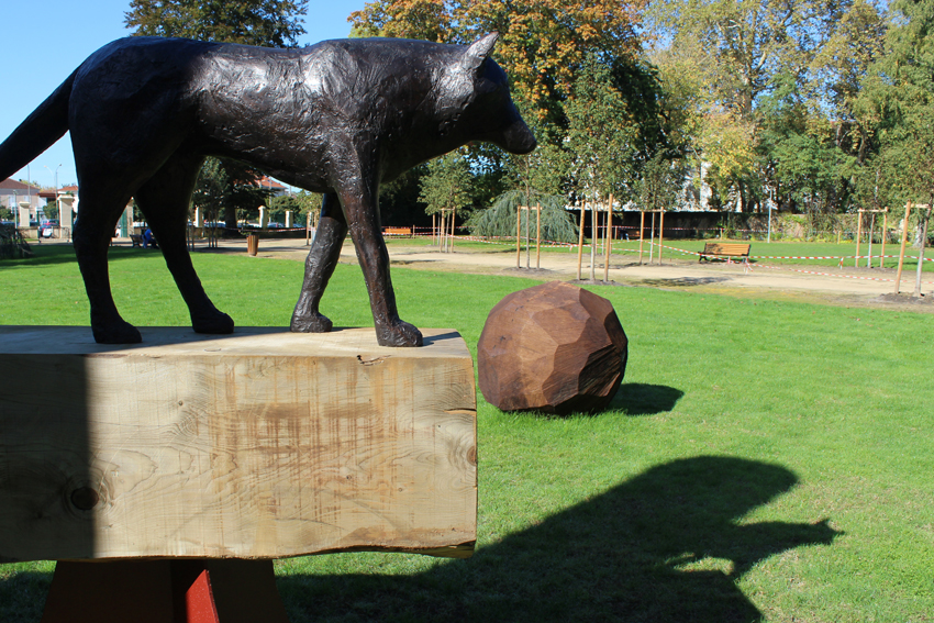 La Forêt d'Art Contemporain : Paysage et loup, oeuvre n°06 — photo 2