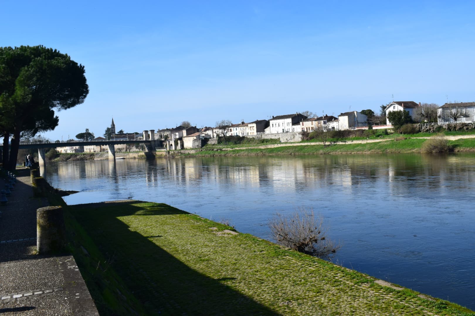 Les Pistes de Robin : la Dordogne à Sainte-Foy-La-Grande