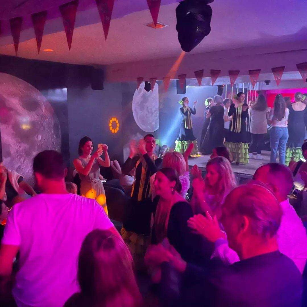 Moon Bar — photo 3