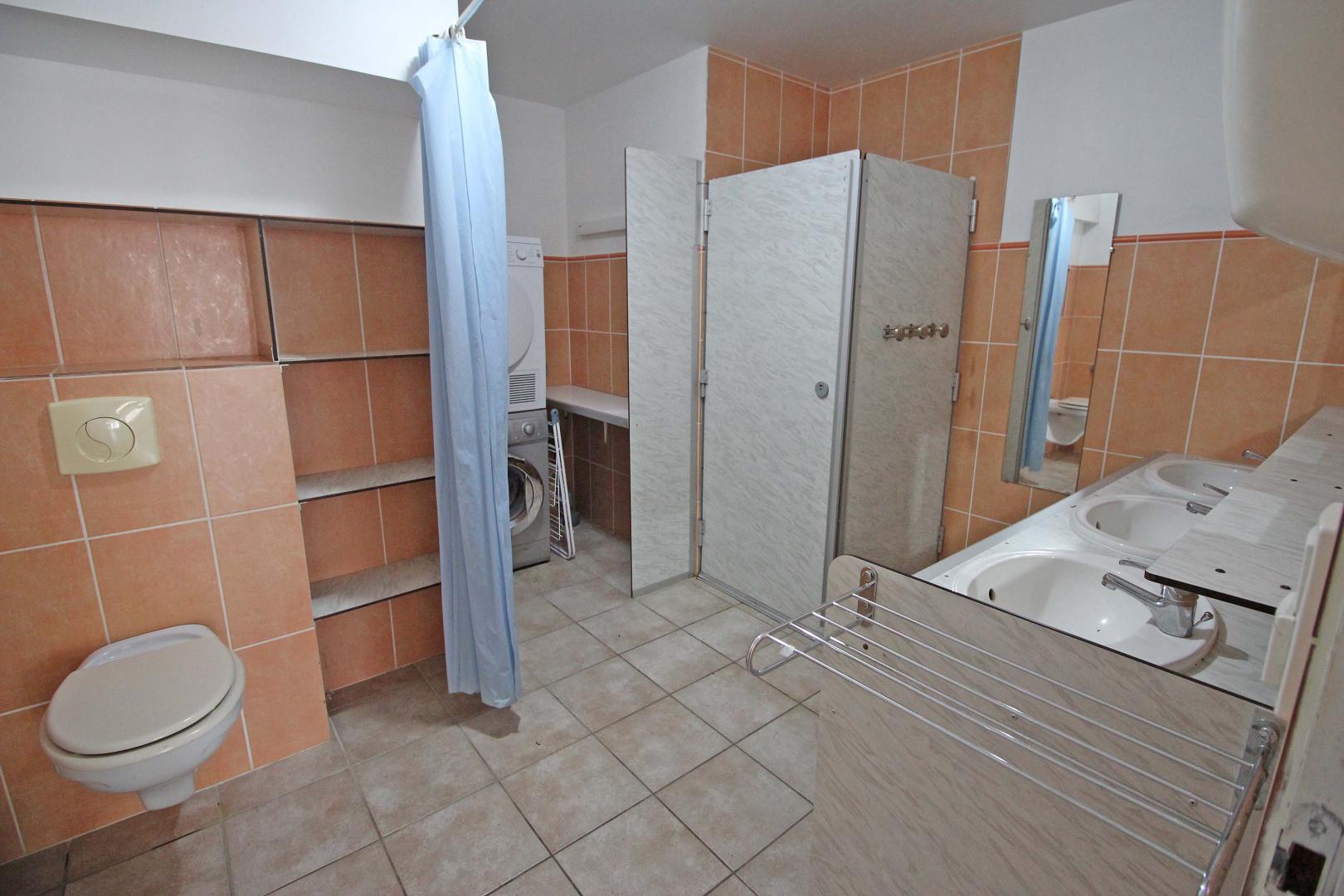 Gîte de groupe Gîte de l'Isop, Saint-Martial-sur-Isop - photo 4