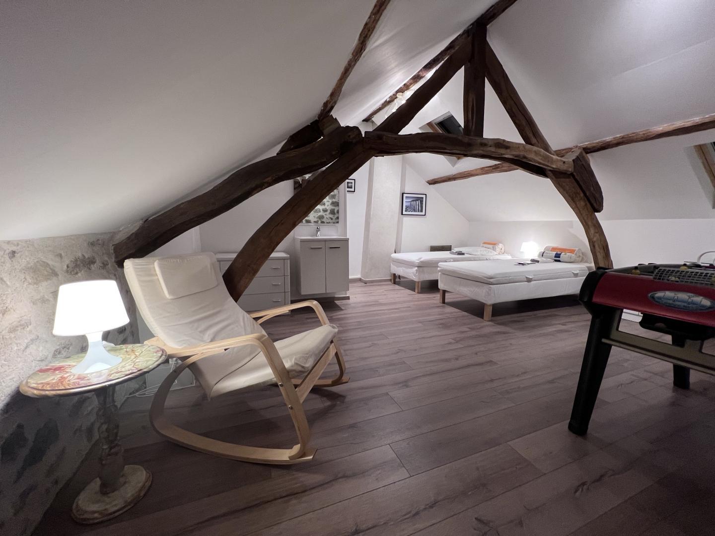 Châteaucourt - photo 3