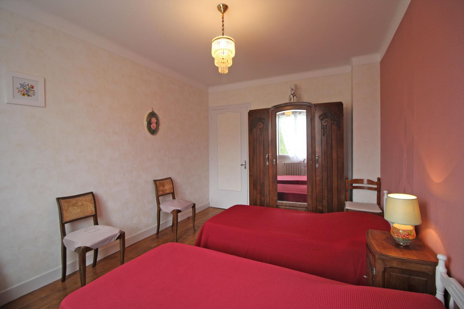 Les Marronniers, Sainte-Anne-Saint-Priest