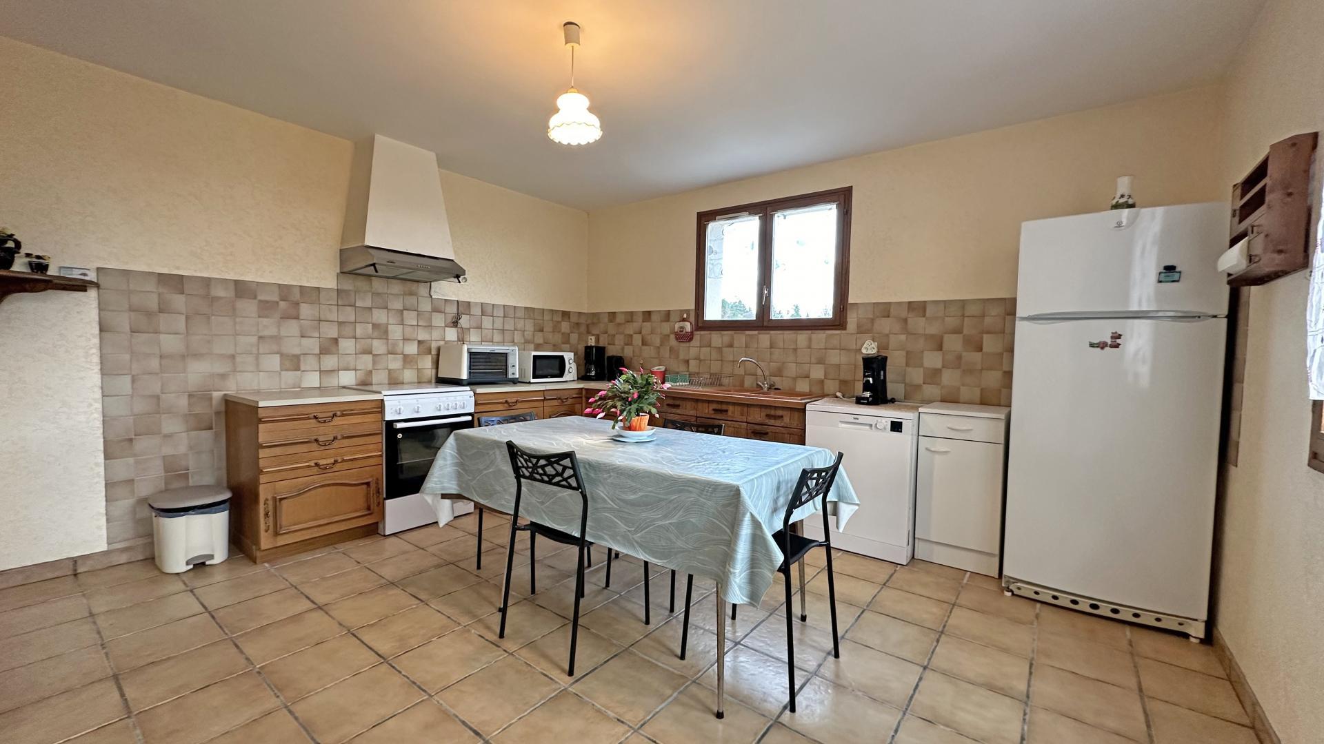 Péret, Saint-Denis-des-Murs - photo 101