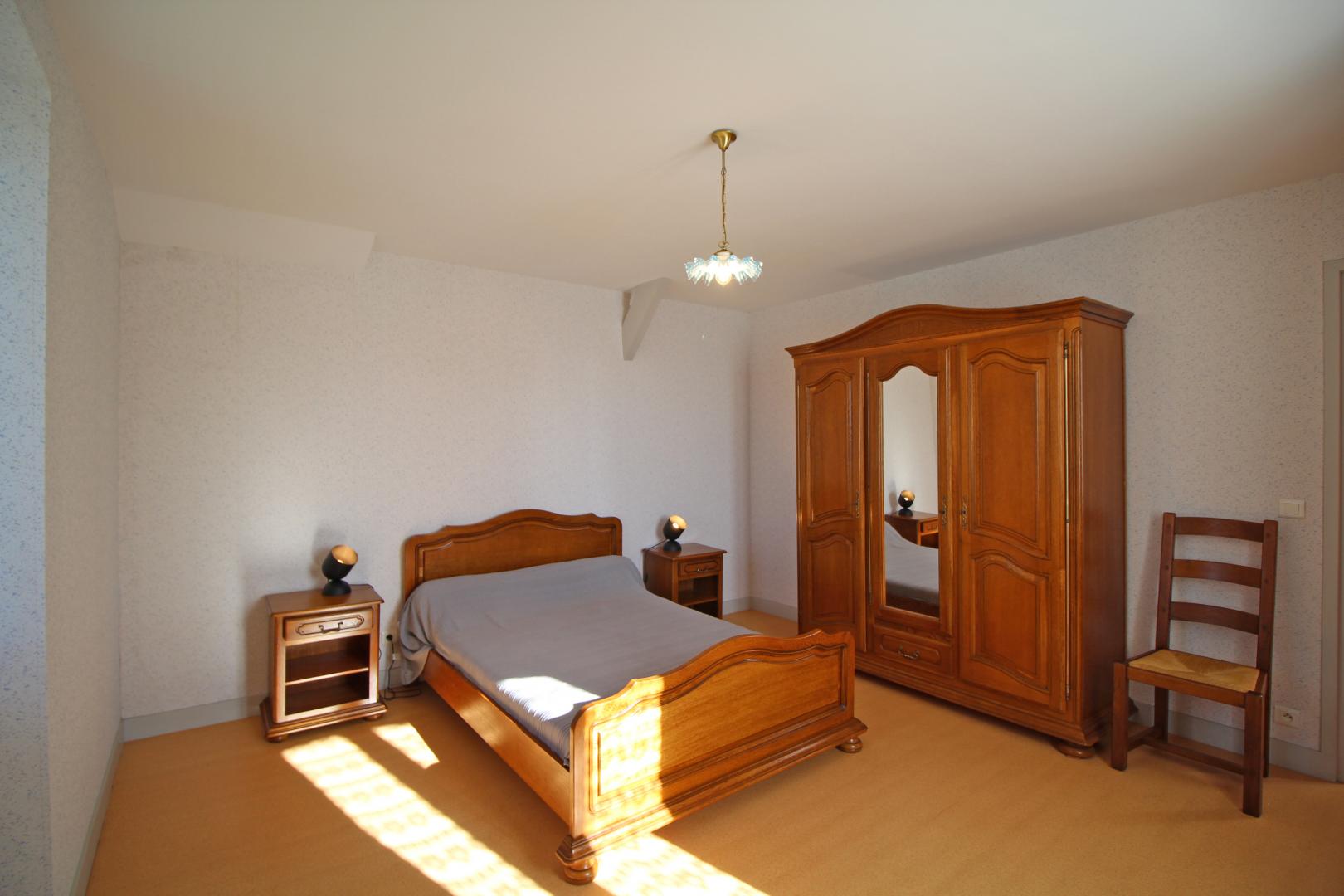 Samis, Saint-Julien-le-Petit - photo 127