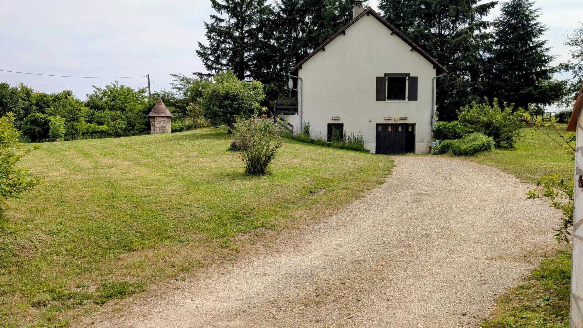 Bonheur, Saint-Priest-Ligoure - photo 281