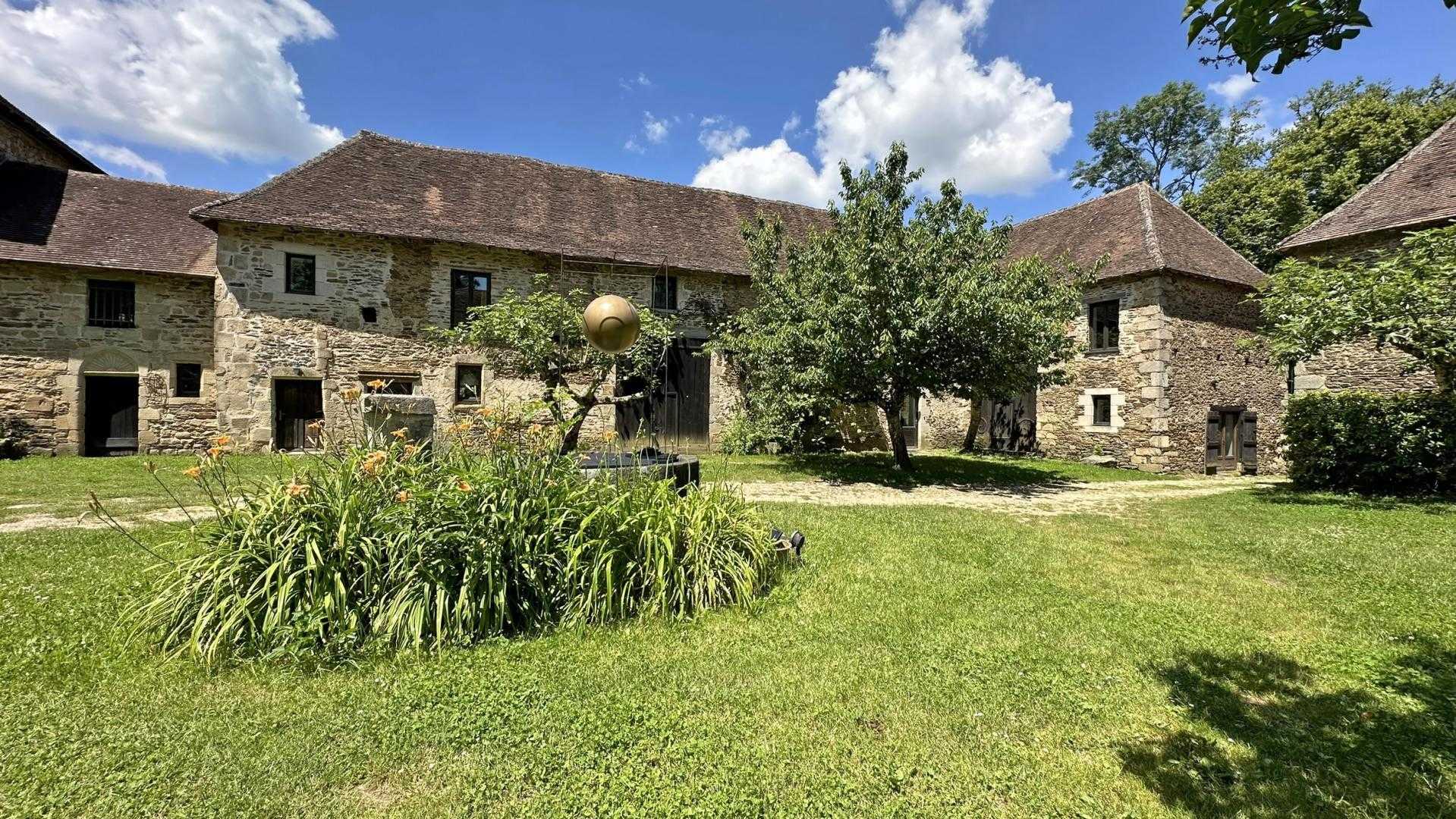 Le Vieux Château, Vicq-sur-Breuilh - photo 503