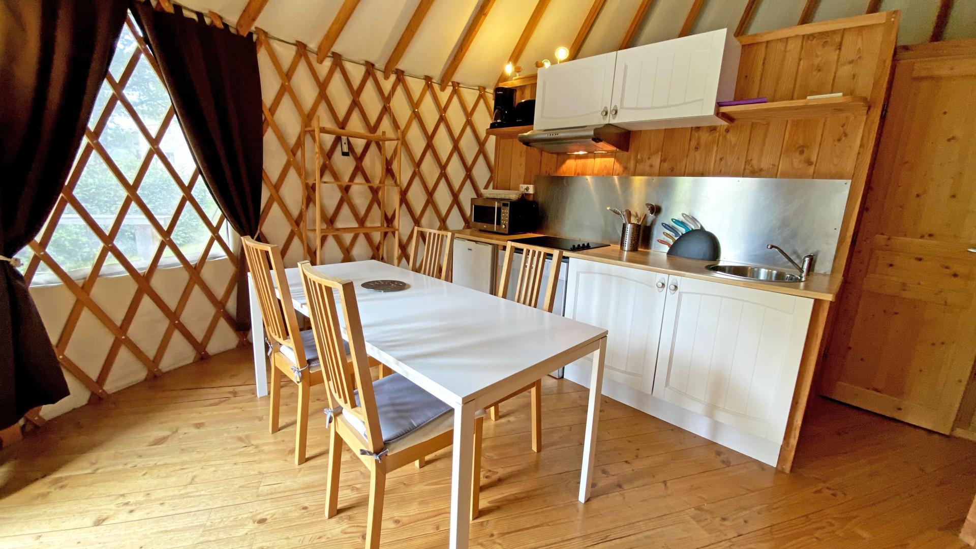 Les yourtes de Saint Mathieu N°1, Saint-Mathieu - photo 21