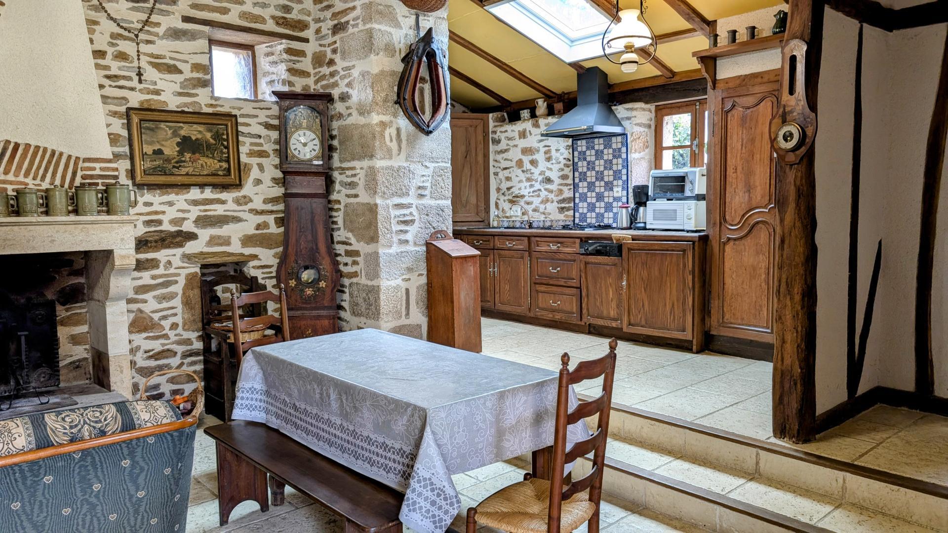 Le bourg, Chaillac-sur-Vienne - photo 181