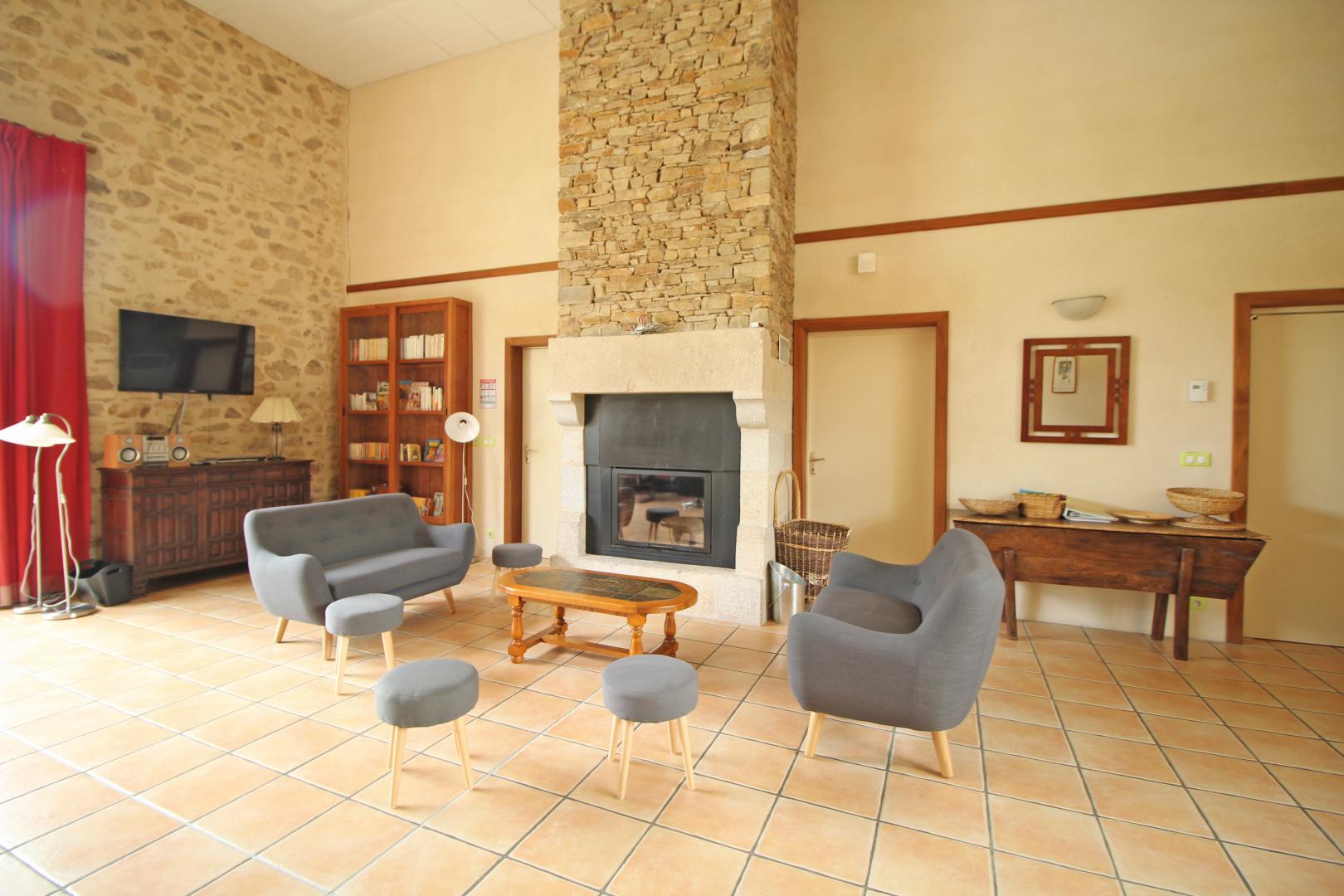 Le Château de Feuillade, Saint-Laurent-sur-Gorre - photo 448