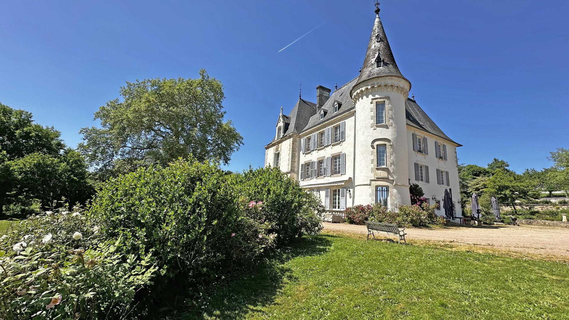 Le Château de la Chabroulie, Isle - photo 260