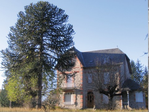 8. Maison Pierre Fournial, Le Jassonneix - photo 3