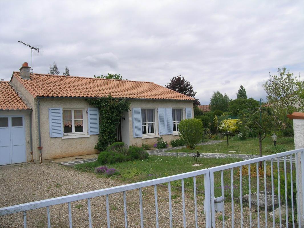 Gîte à Chauray (G 748)