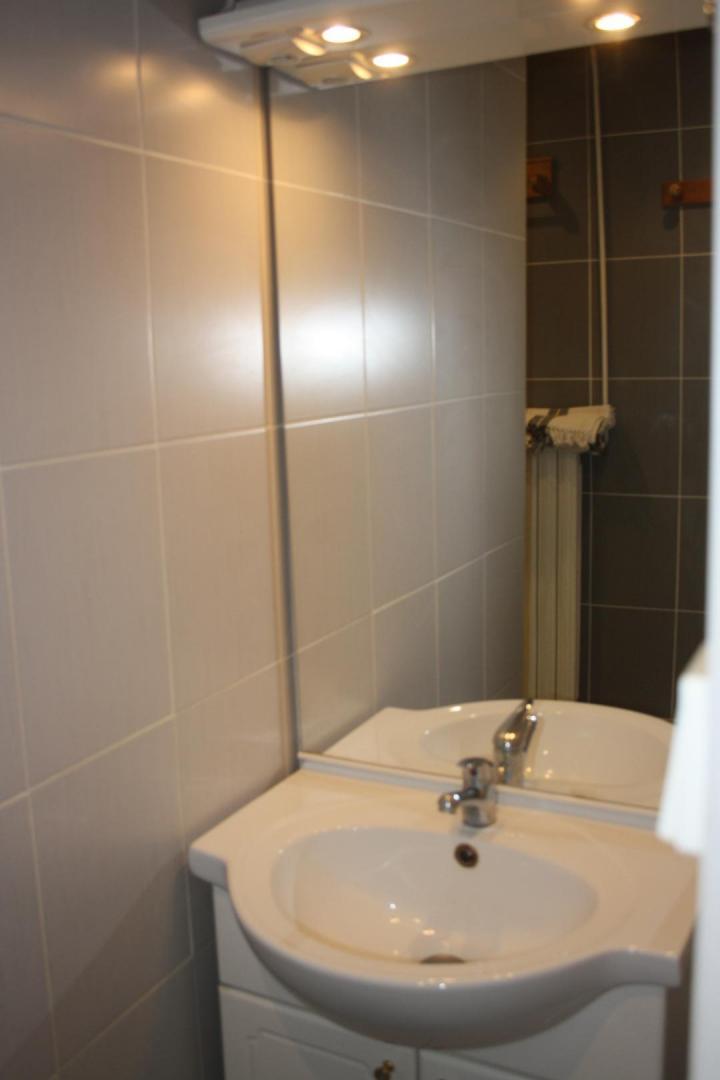 Au port de Cheusse (G 701), Arçais - photo 12