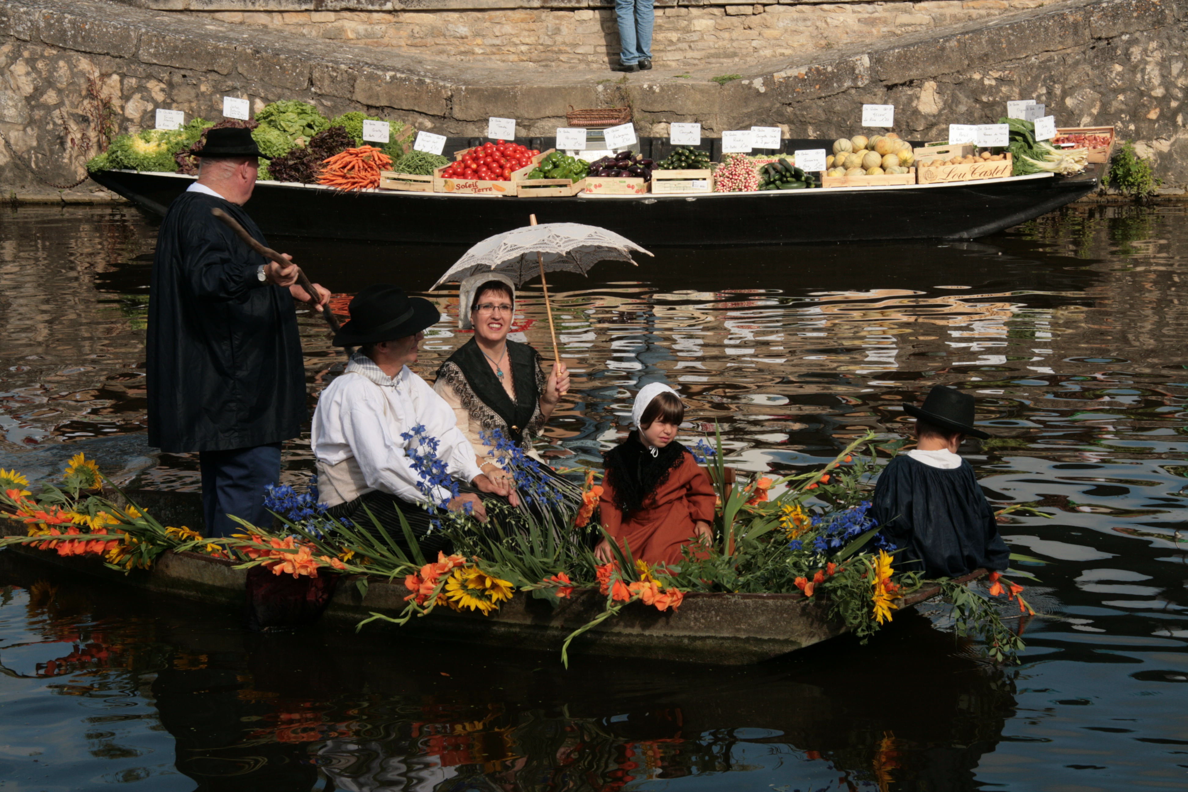 Le Vanneau-Irleau et son marché sur l'eau, Le Vanneau-Irleau
