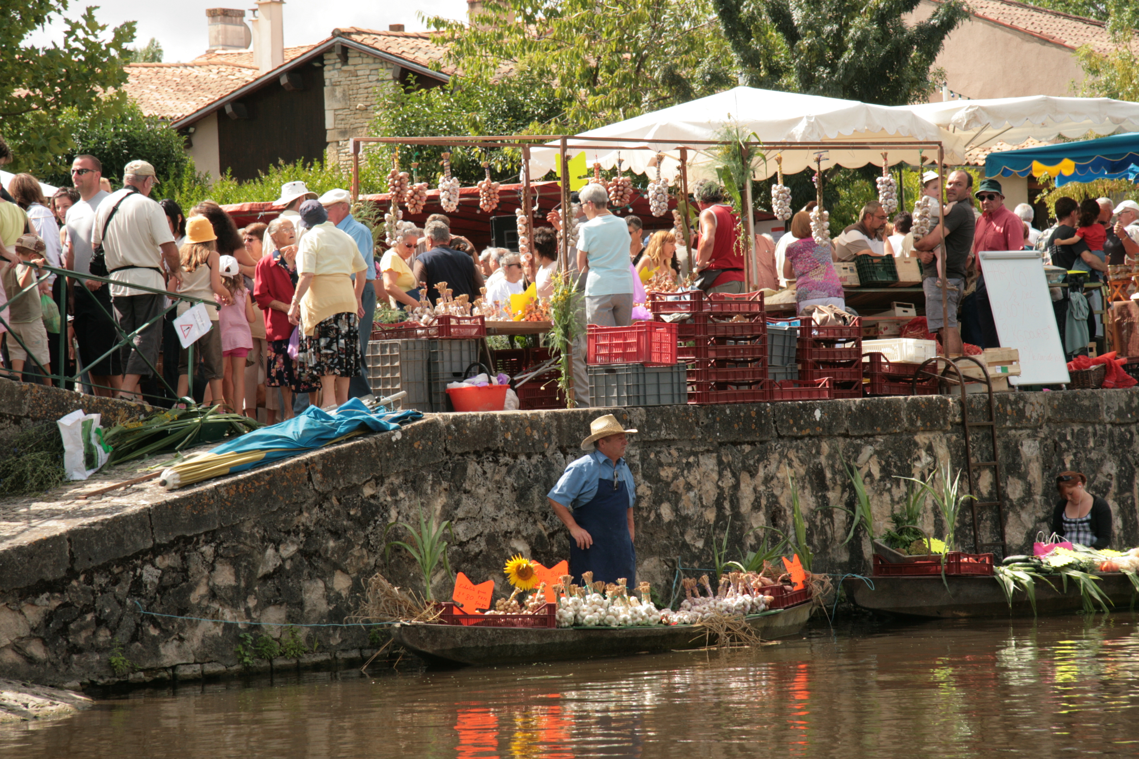 Le Vanneau-Irleau et son marché sur l'eau, Le Vanneau-Irleau - photo 6