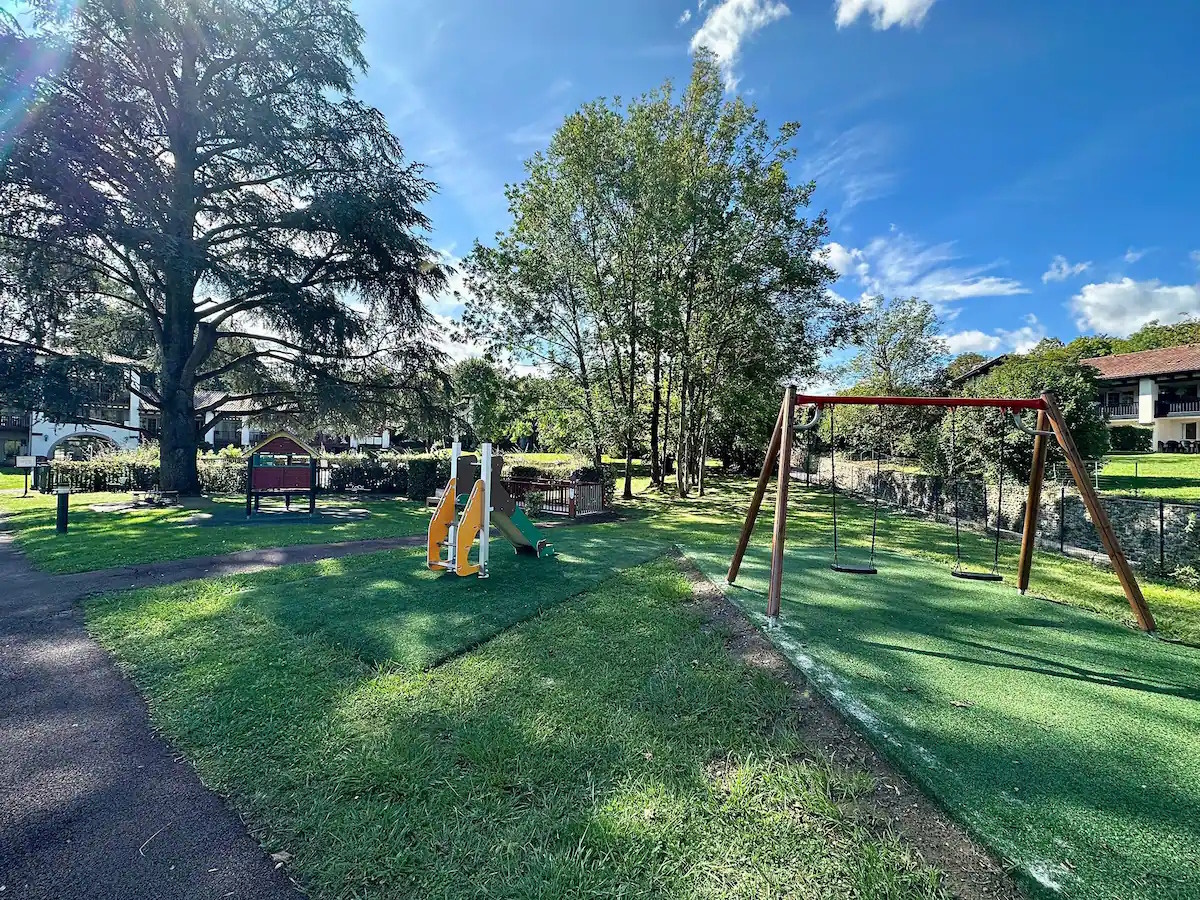 Madame SEBTI Bahija "Résidence le Parc d'Arradoy"