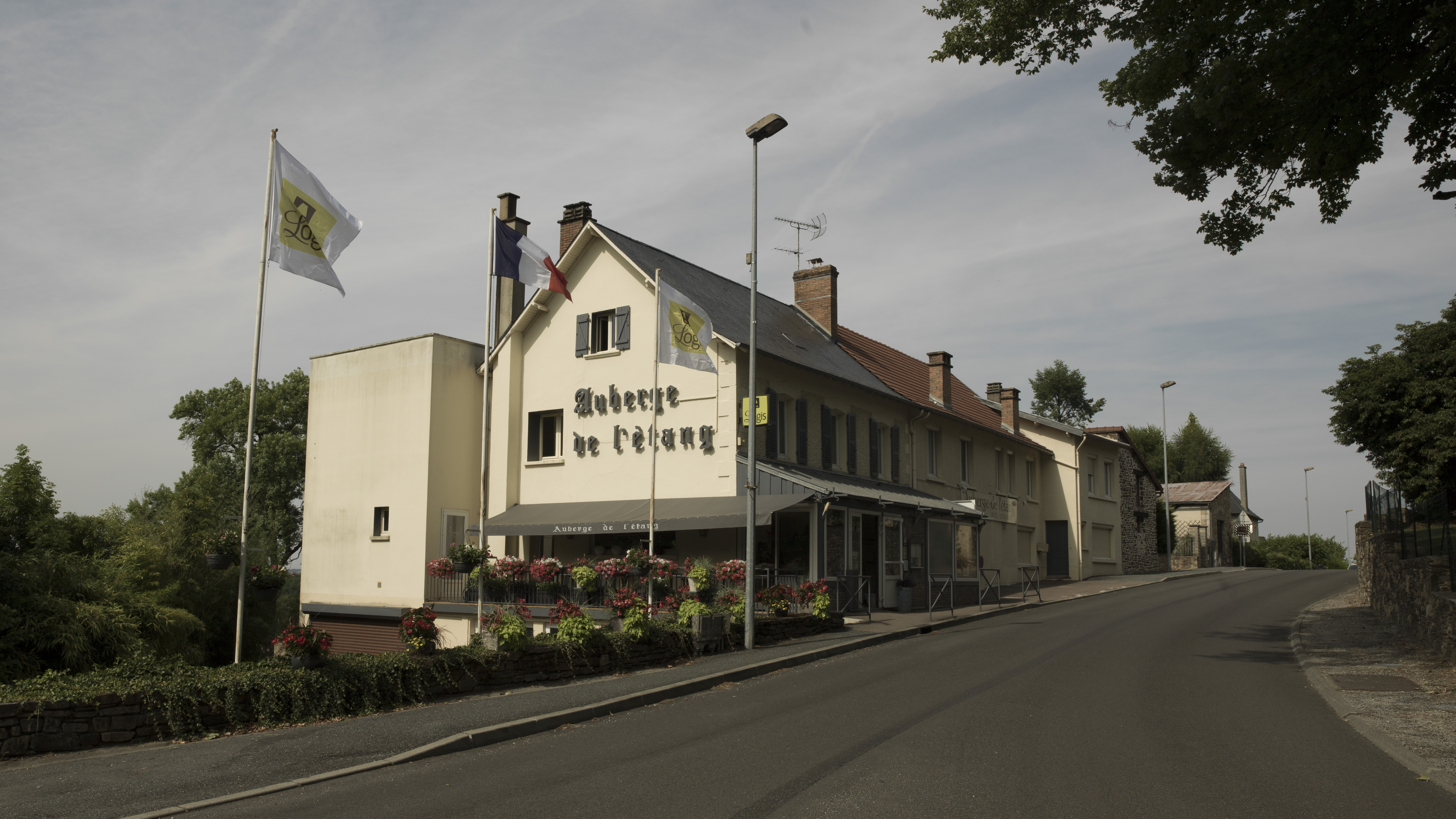 Hôtel restaurant l'Auberge de l'Etang - photo 2