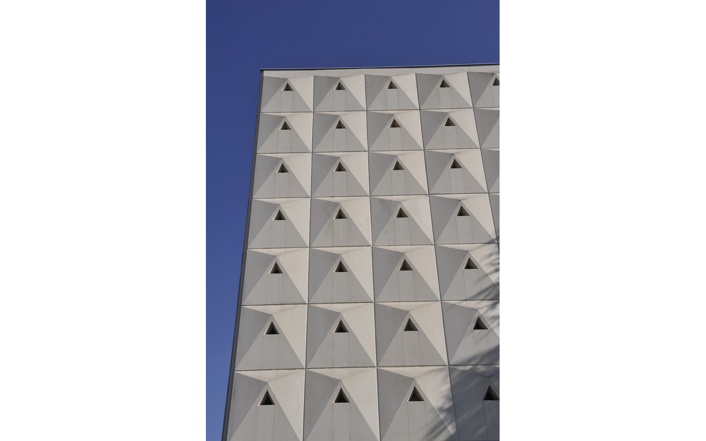 Les Archives départementales, un exemple du brutalisme