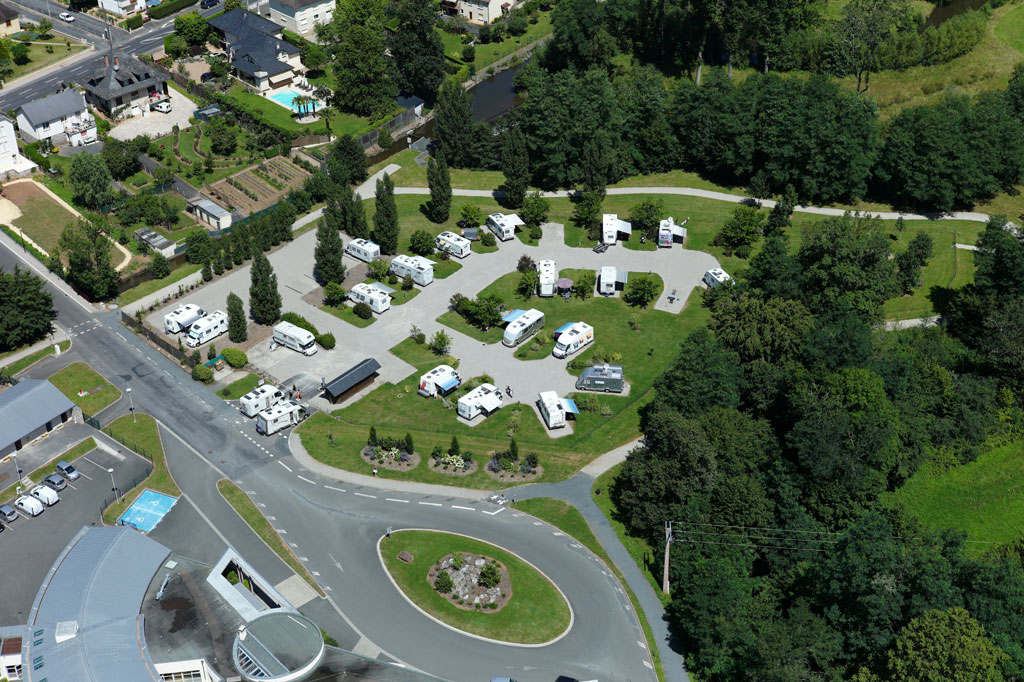 Aire d'accueil de camping-cars d'Objat - photo 2