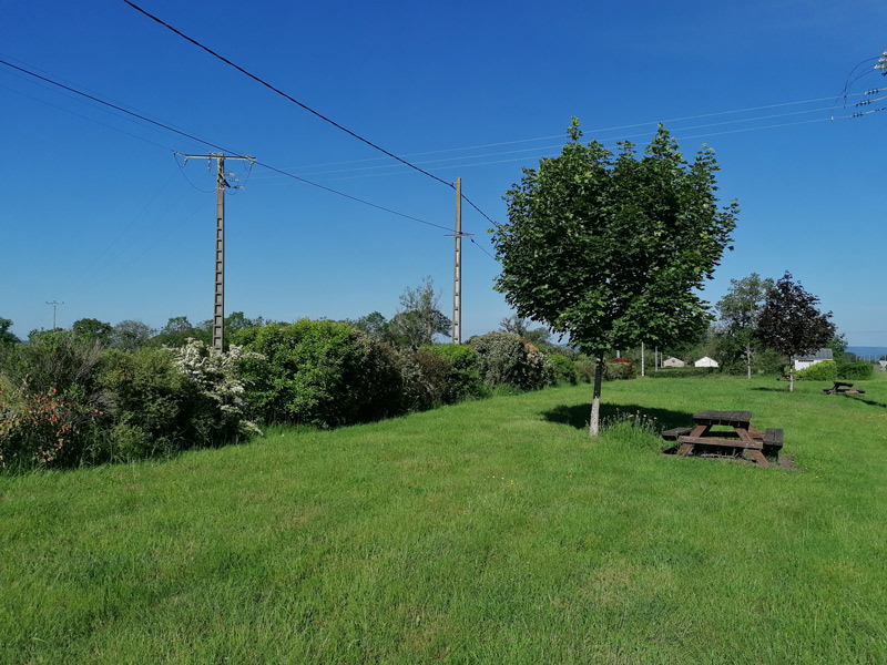 St-Pardoux-les-Cards : Aire de pique-nique (Le Lacas) — photo 2