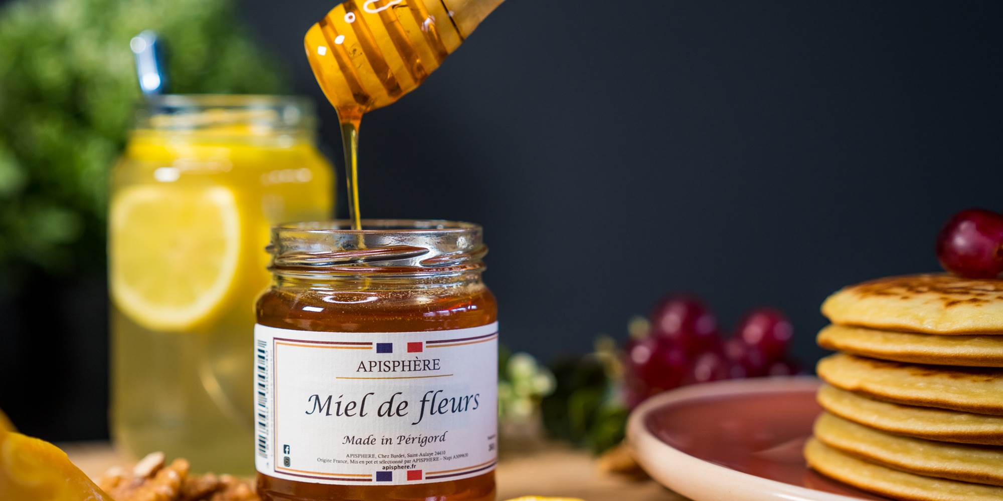 Accueil à la Ferme : Apiculture à Saint-Aulaye et Abbaye de la Tappe à Echourgnac