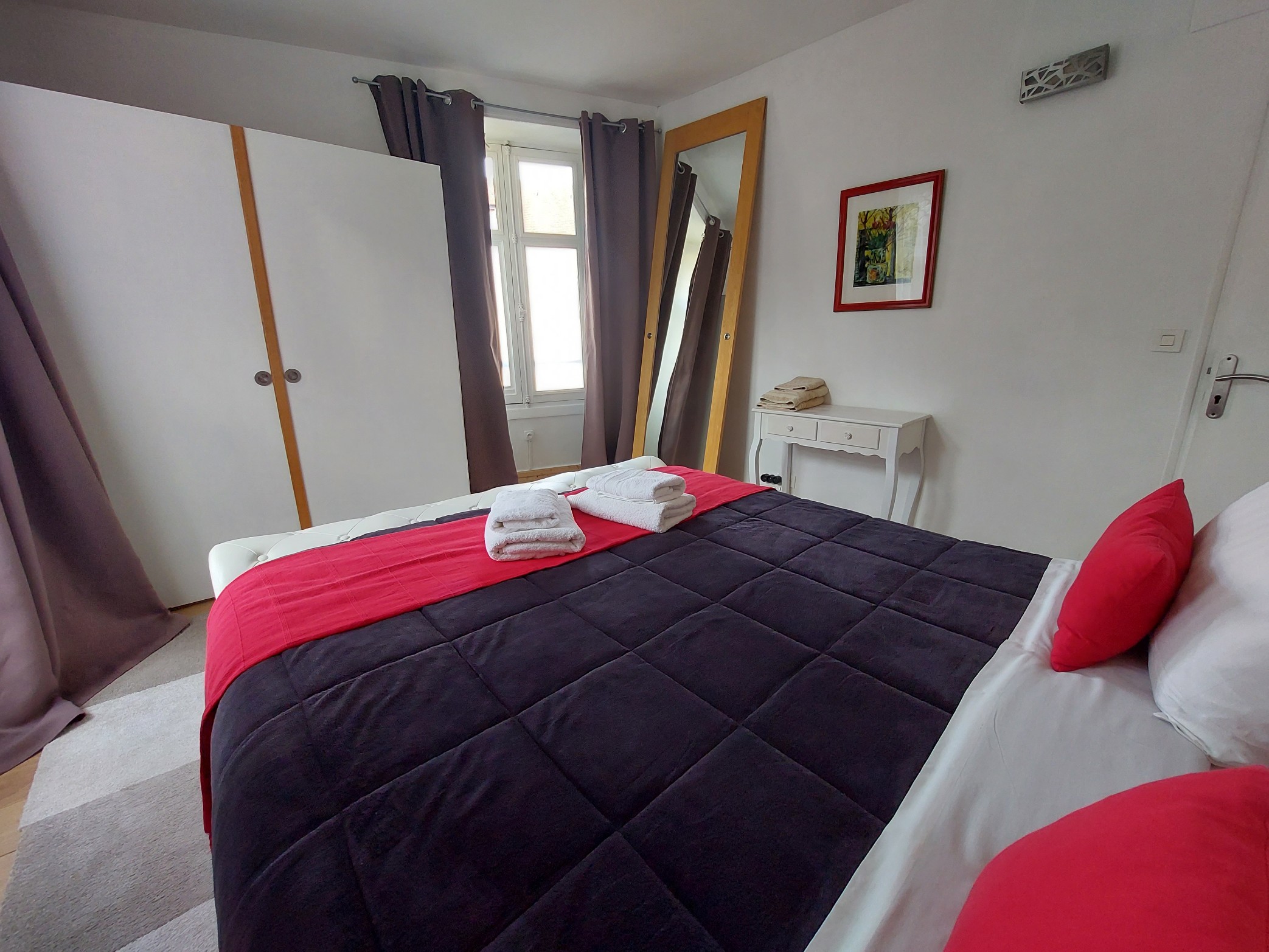 Le peintre, dans la cité médiévale de Sarlat, Sarlat-la-Canéda - photo 8