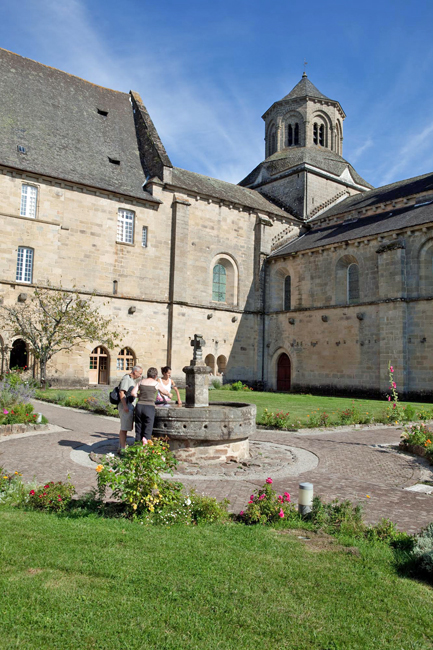 Abbaye Cistercienne d'Aubazine, Aubazines - photo 14