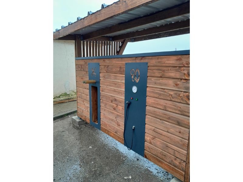 Aire de services vélo de Bourg — photo 2
