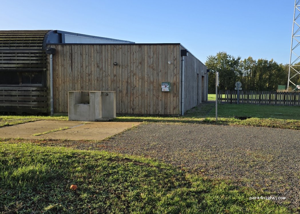 Aire de Services de Camping-Car de Millac