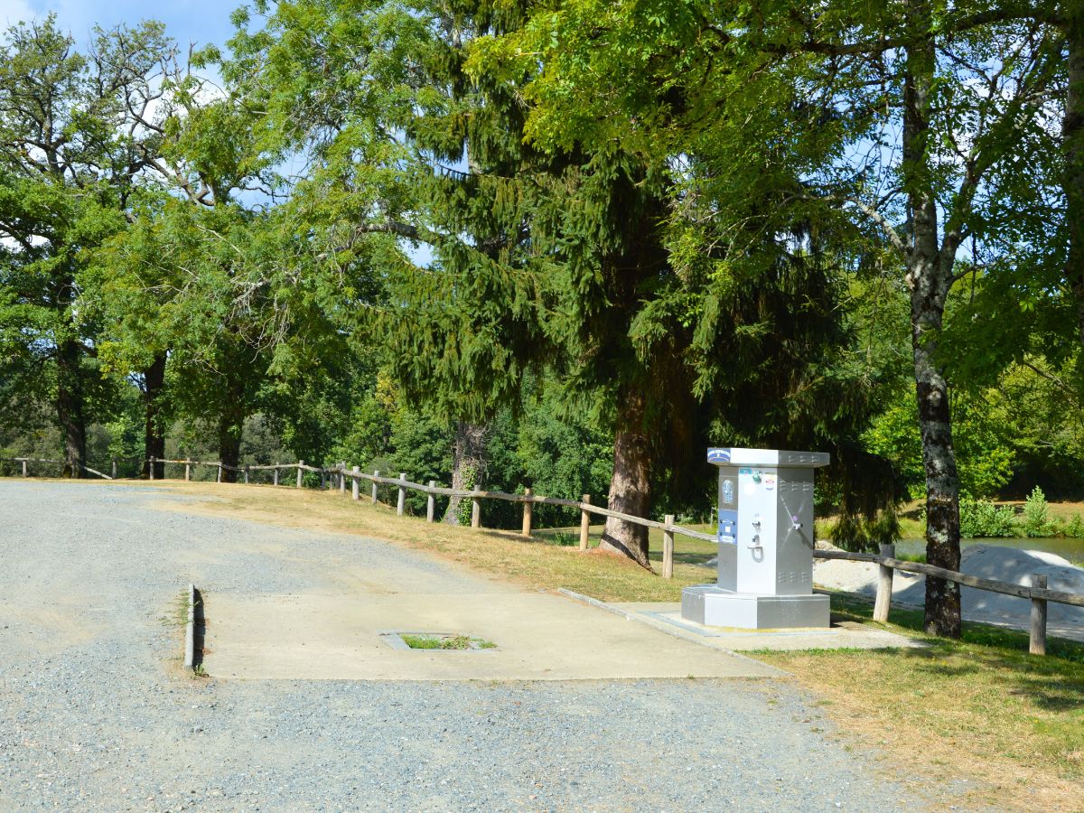 Aire d'accueil de camping-cars - photo 3