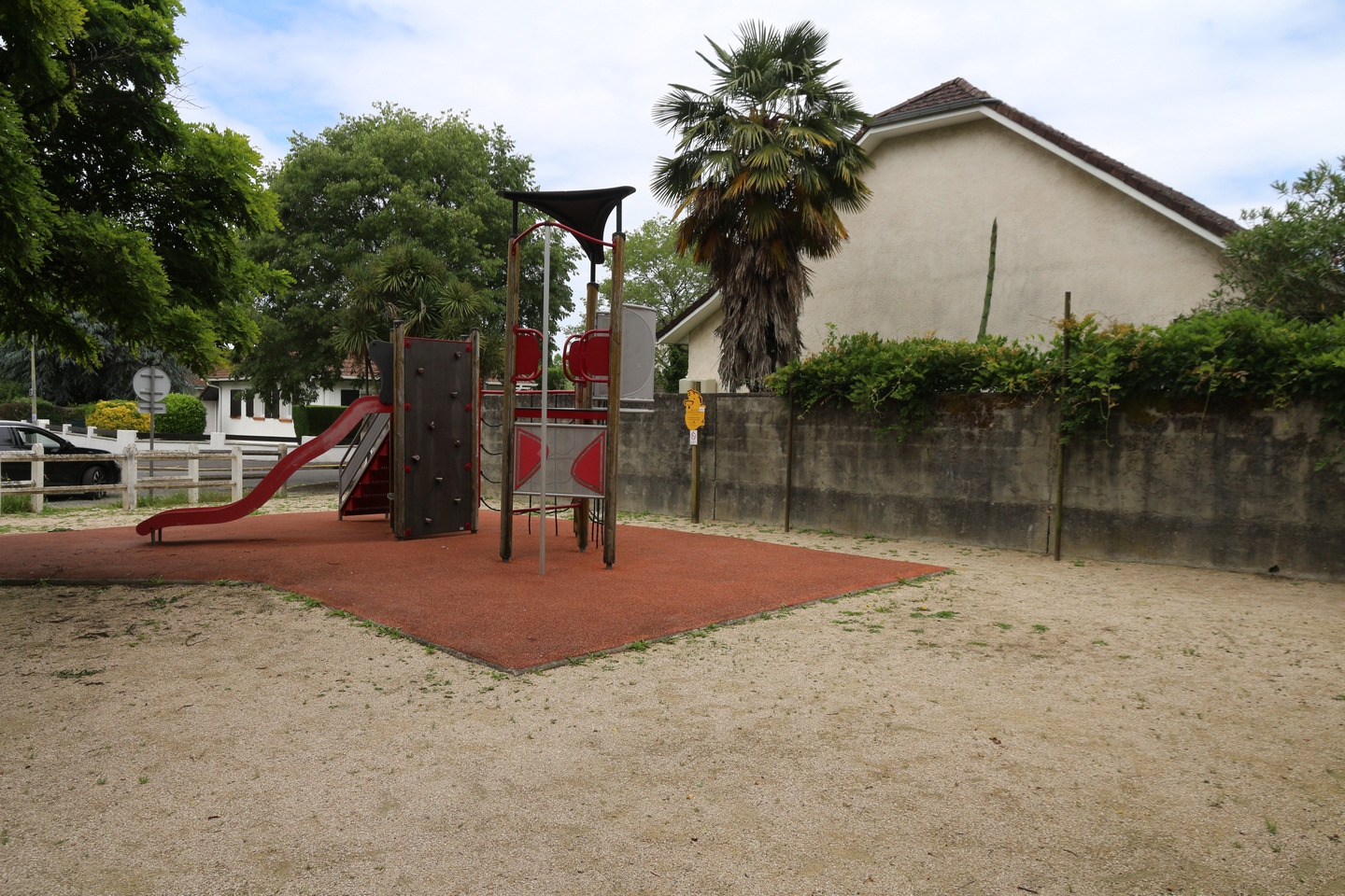 Aire de jeux-Ader