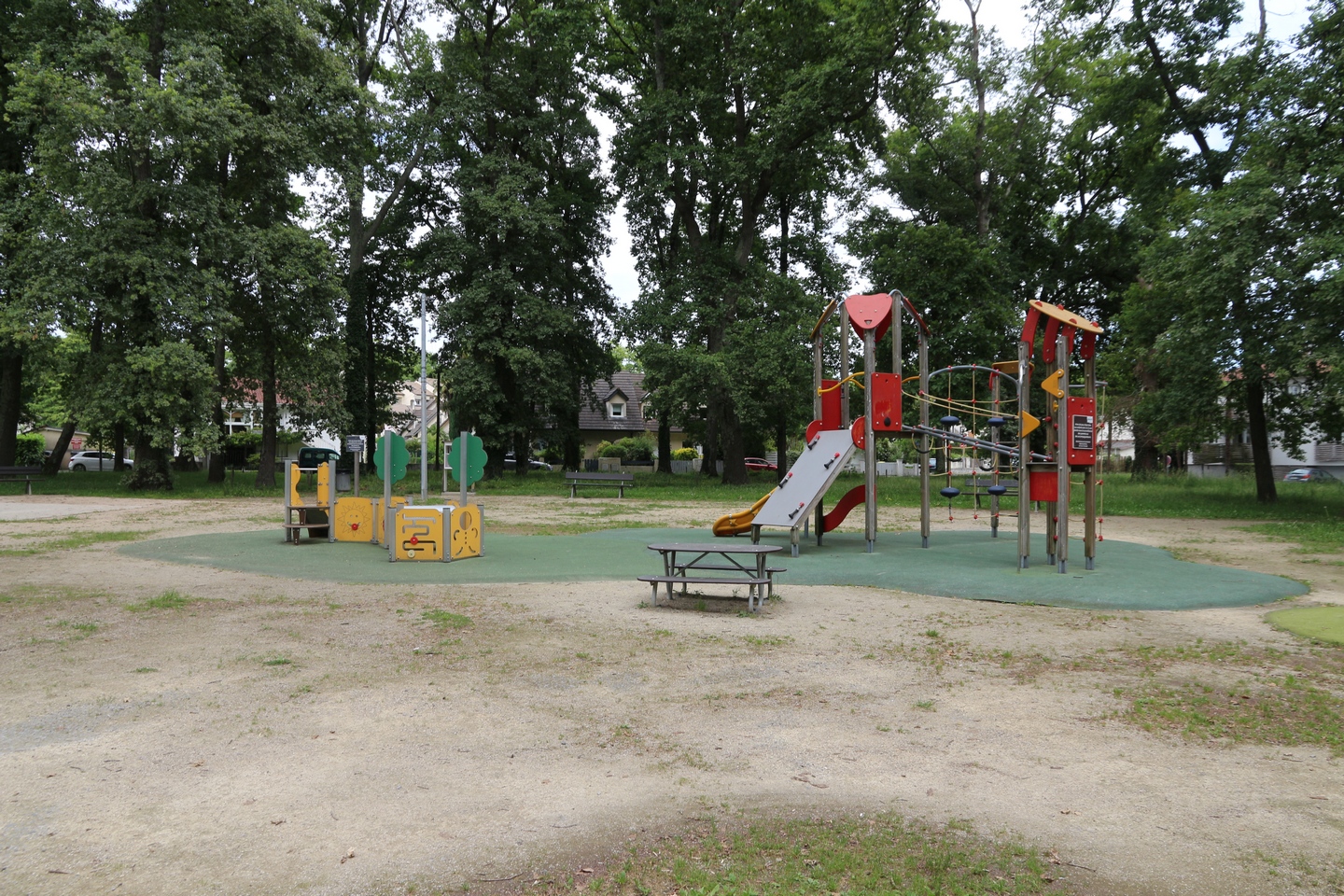 Aire de jeux- Quartier Hippodrome - photo 5