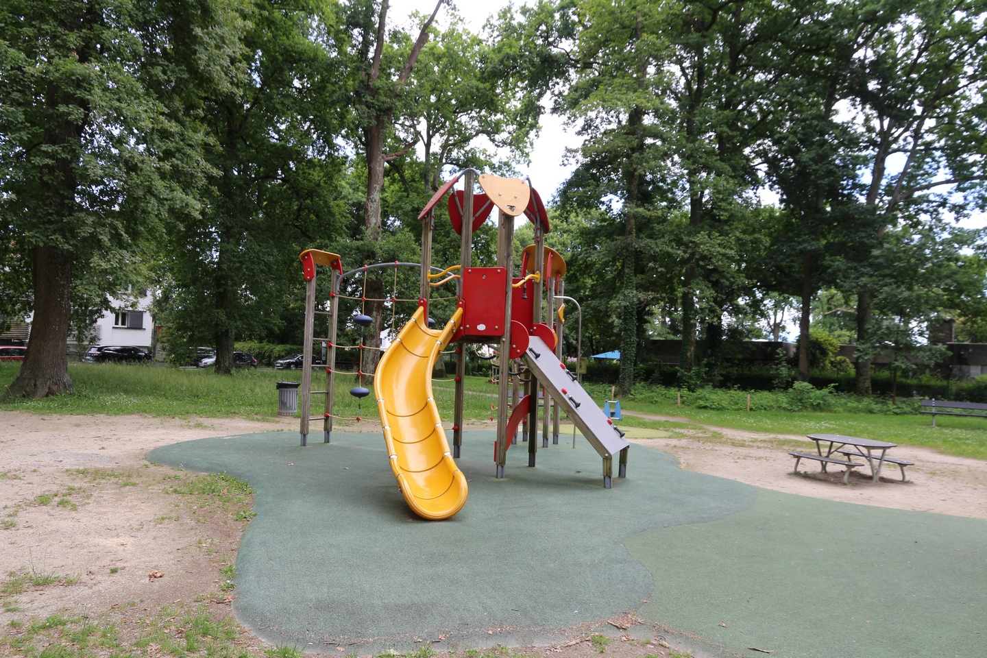 Aire de jeux- Quartier Hippodrome - photo 2
