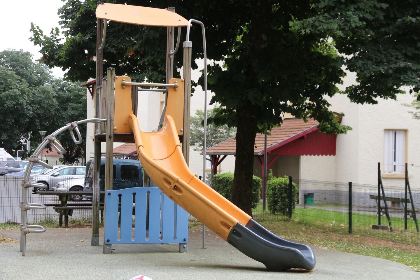 Aire de jeux - Font aux fées
