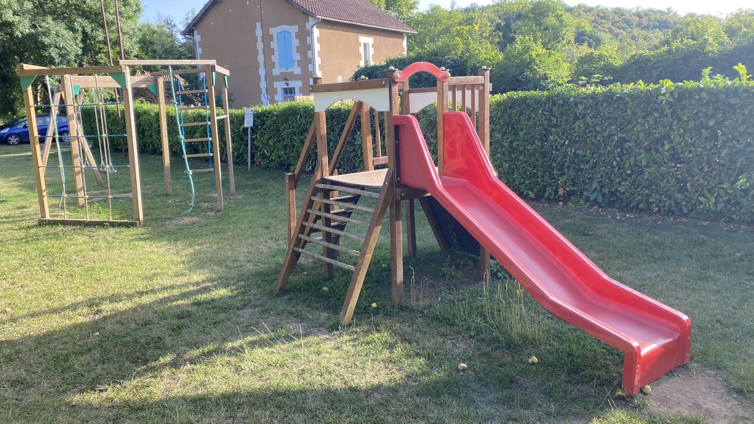 Aire de jeux d'Issac